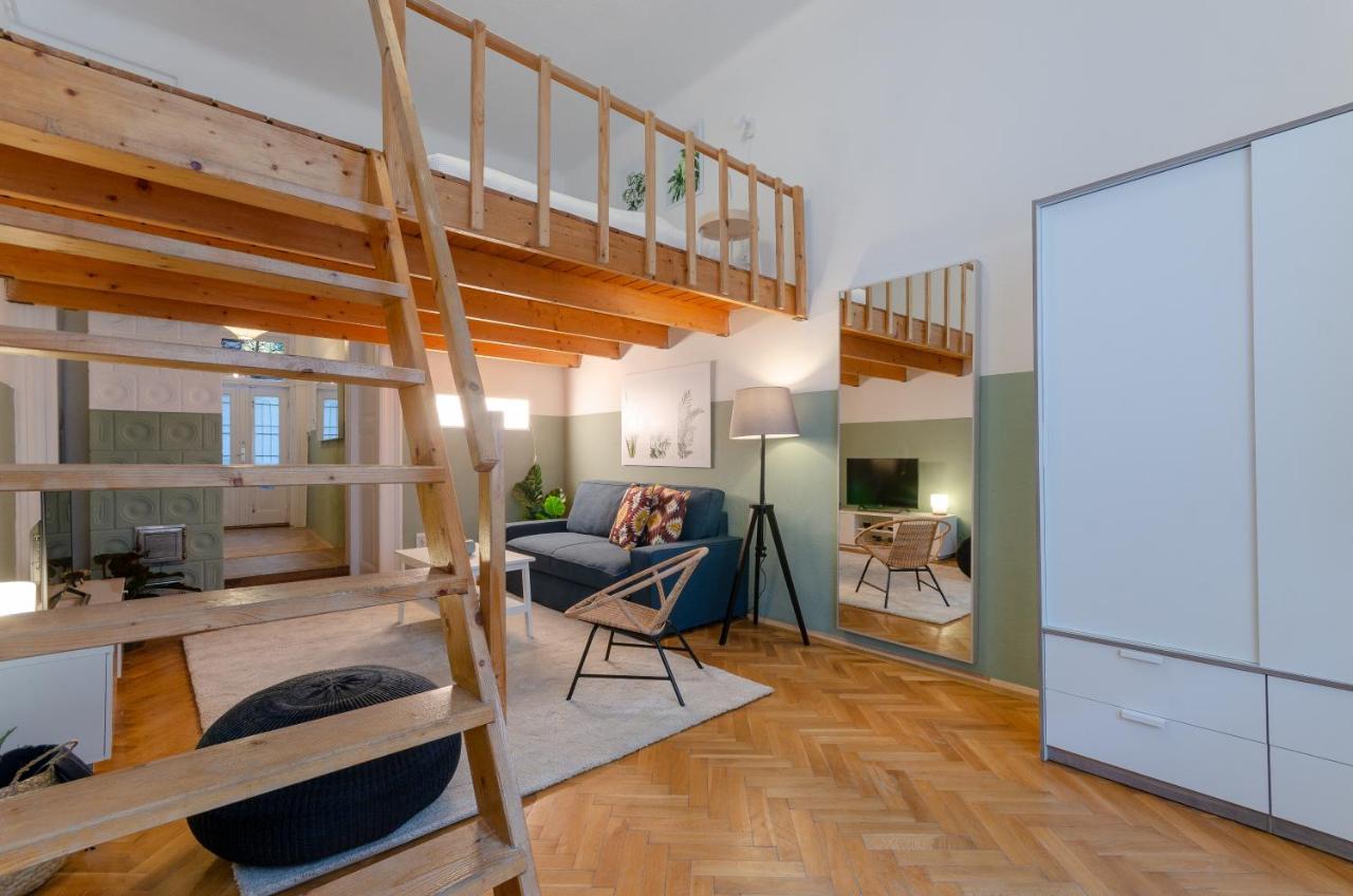 Cosy Apartment In Central District. Budapest Eksteriør billede